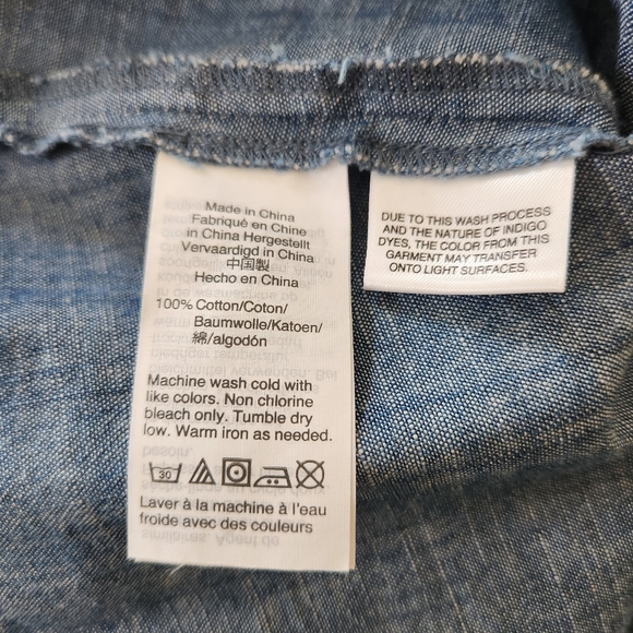 J BY J. CREW CHAMBRAY FLUTTER SLEEVE FAUX WRAP TOP - Picture 5 of 5